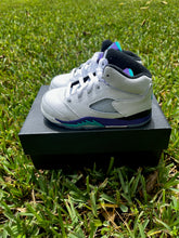 Load image into Gallery viewer, Air Jordan 5 Retro “Grape”HQ-7981-100&quot; – Toddler Size 8C – DS Brand New
