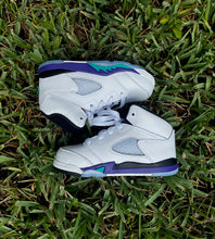 Load image into Gallery viewer, Air Jordan 5 Retro “Grape”HQ-7981-100&quot; – Toddler Size 8C – DS Brand New
