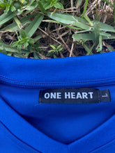 Load image into Gallery viewer, 1Heartco 🐊Gators Mesh Football Jersey
